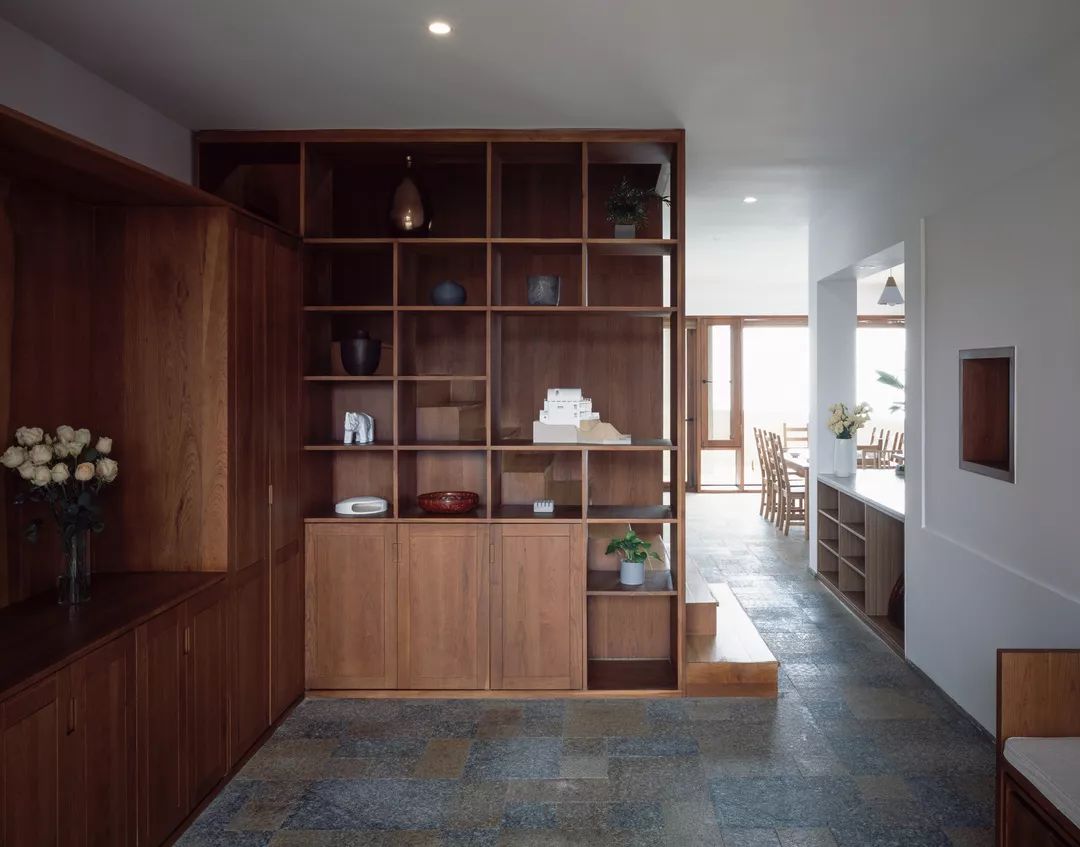 《梦想改造家》封神之作:同样花了130万,爆改悬崖之上老破危房,真的太牛了!休闲区蓝鸢梦想 - Www.slyday.coM 《梦想改造家》封神之作:同样花了130万,爆改悬崖之上老破危房,真的太牛了!休闲区蓝鸢梦想 - Www.slyday.coM