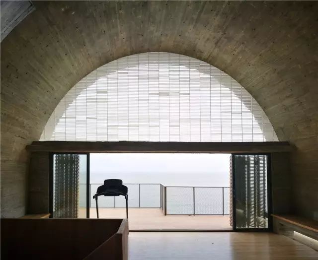 《梦想改造家》封神之作:同样花了130万,爆改悬崖之上老破危房,真的太牛了!休闲区蓝鸢梦想 - Www.slyday.coM 《梦想改造家》封神之作:同样花了130万,爆改悬崖之上老破危房,真的太牛了!休闲区蓝鸢梦想 - Www.slyday.coM