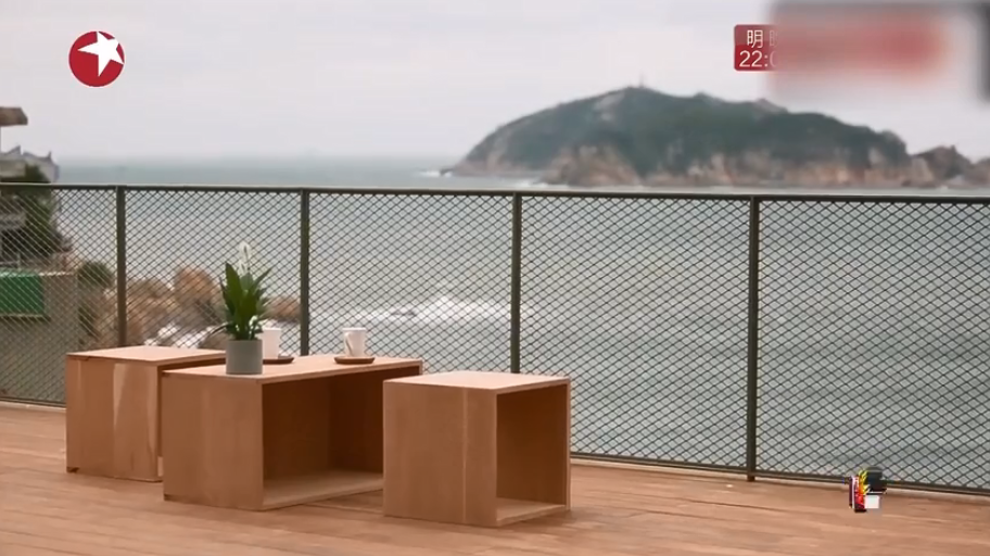 《梦想改造家》封神之作:同样花了130万,爆改悬崖之上老破危房,真的太牛了!休闲区蓝鸢梦想 - Www.slyday.coM 《梦想改造家》封神之作:同样花了130万,爆改悬崖之上老破危房,真的太牛了!休闲区蓝鸢梦想 - Www.slyday.coM