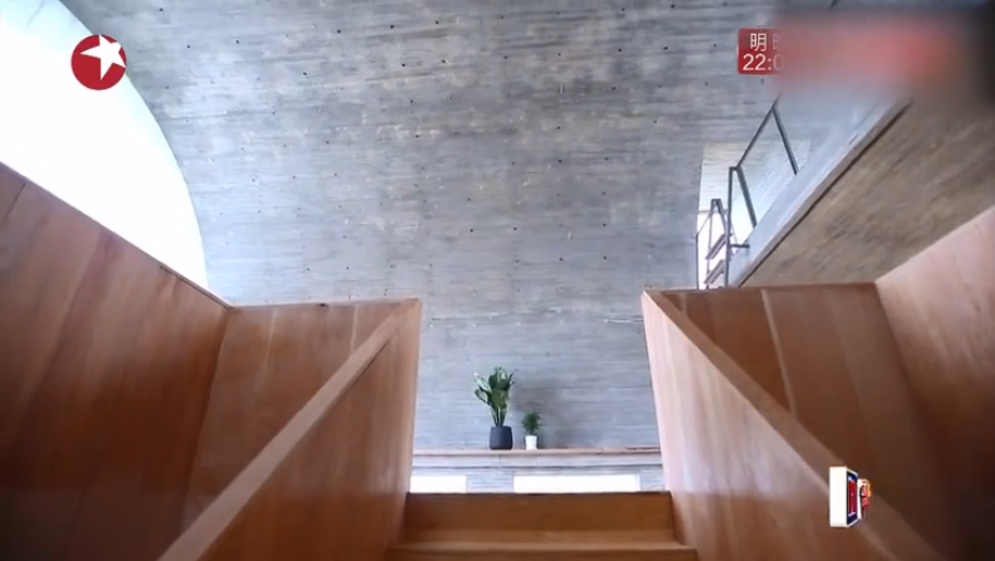 《梦想改造家》封神之作:同样花了130万,爆改悬崖之上老破危房,真的太牛了!休闲区蓝鸢梦想 - Www.slyday.coM 《梦想改造家》封神之作:同样花了130万,爆改悬崖之上老破危房,真的太牛了!休闲区蓝鸢梦想 - Www.slyday.coM