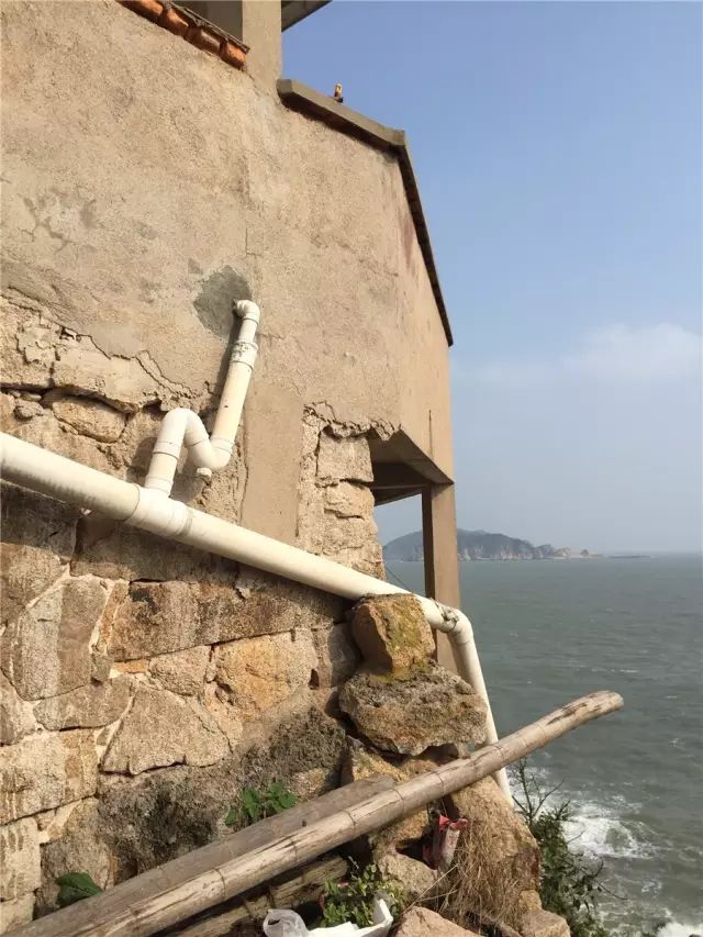 《梦想改造家》封神之作:同样花了130万,爆改悬崖之上老破危房,真的太牛了!休闲区蓝鸢梦想 - Www.slyday.coM 《梦想改造家》封神之作:同样花了130万,爆改悬崖之上老破危房,真的太牛了!休闲区蓝鸢梦想 - Www.slyday.coM