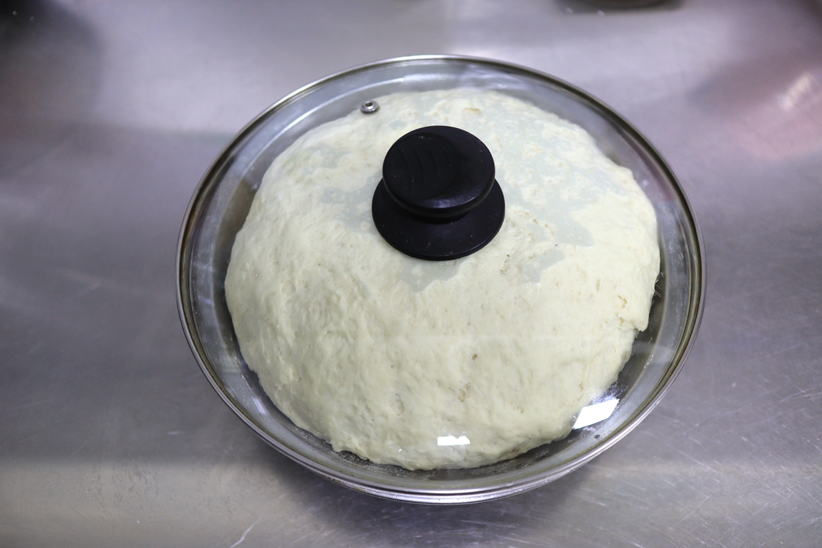 南瓜别直接蒸着炒着吃,做成香嫩多汁大包子,一手拿2个倍儿香 南瓜别直接蒸着炒着吃,做成香嫩多汁大包子,一手拿2个倍儿香