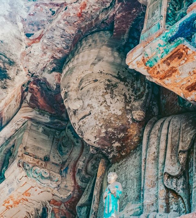 大足石刻位于重庆市大足区!是重庆唯一的世界文化遗产