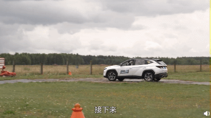 开着第五代途胜L在<a href=