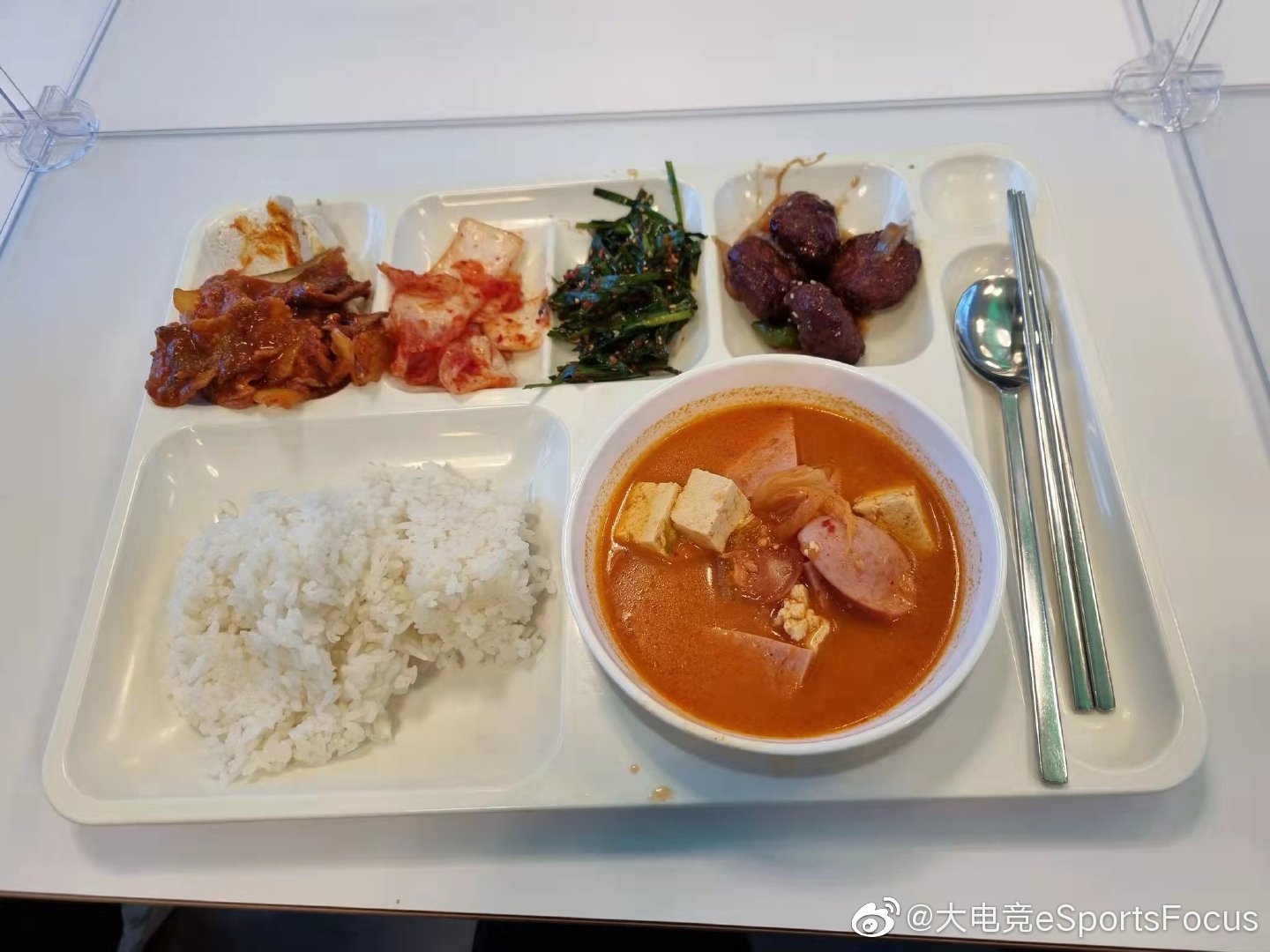 Ssumday更推：T1伙食太棒啦～感觉在<a href=