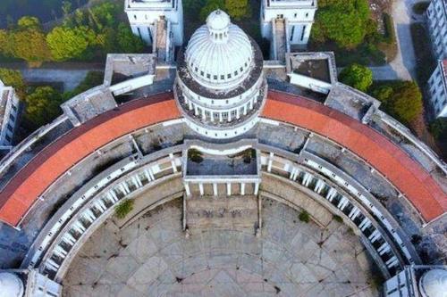 无锡一奇葩建筑，模样神似<a href=