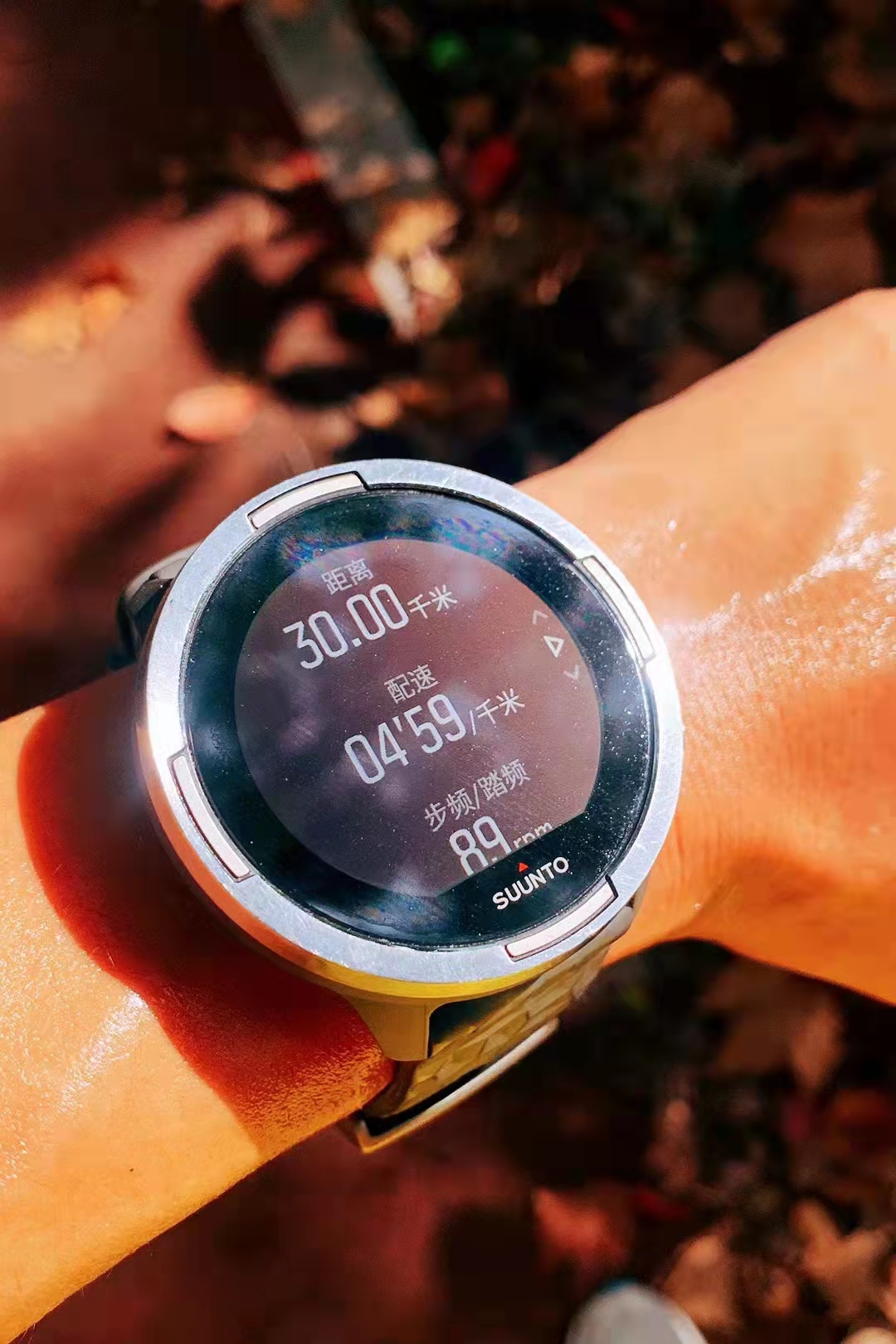 马拉松赛事全面暂停,自己单跑如何安全又高效?跑步环中国的牛人传授十条锦囊休闲区蓝鸢梦想 - Www.slyday.coM 马拉松赛事全面暂停,自己单跑如何安全又高效?跑步环中国的牛人传授十条锦囊休闲区蓝鸢梦想 - Www.slyday.coM