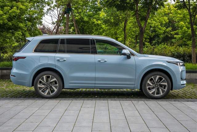 预算30多万,汉兰达和理想one怎么选?对比后才知道差距