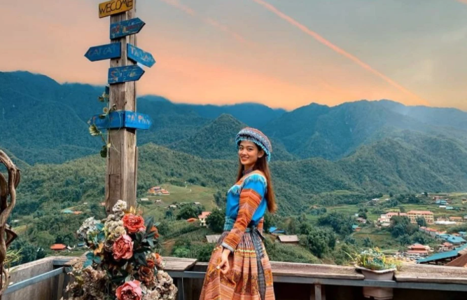 超高颜值!越南最美女排二传上传奥黛新照,曾希望来中国打球