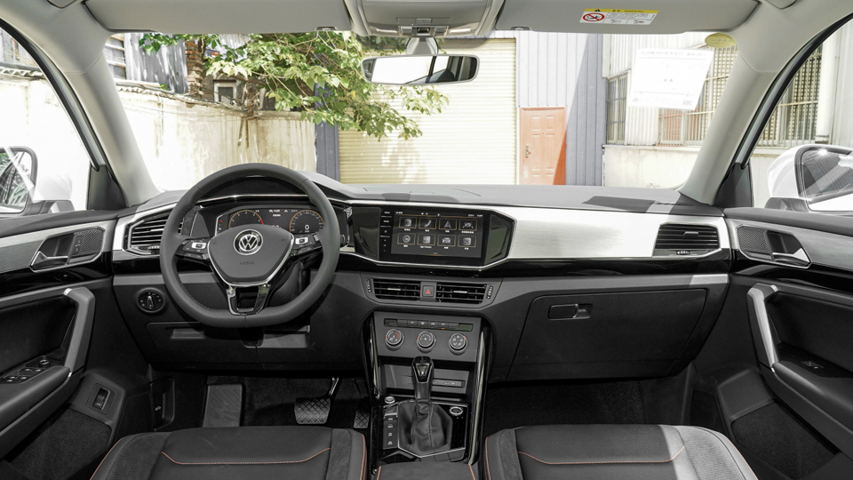 新大众探岳怎么选?入门版+选配,还是直接选中配?