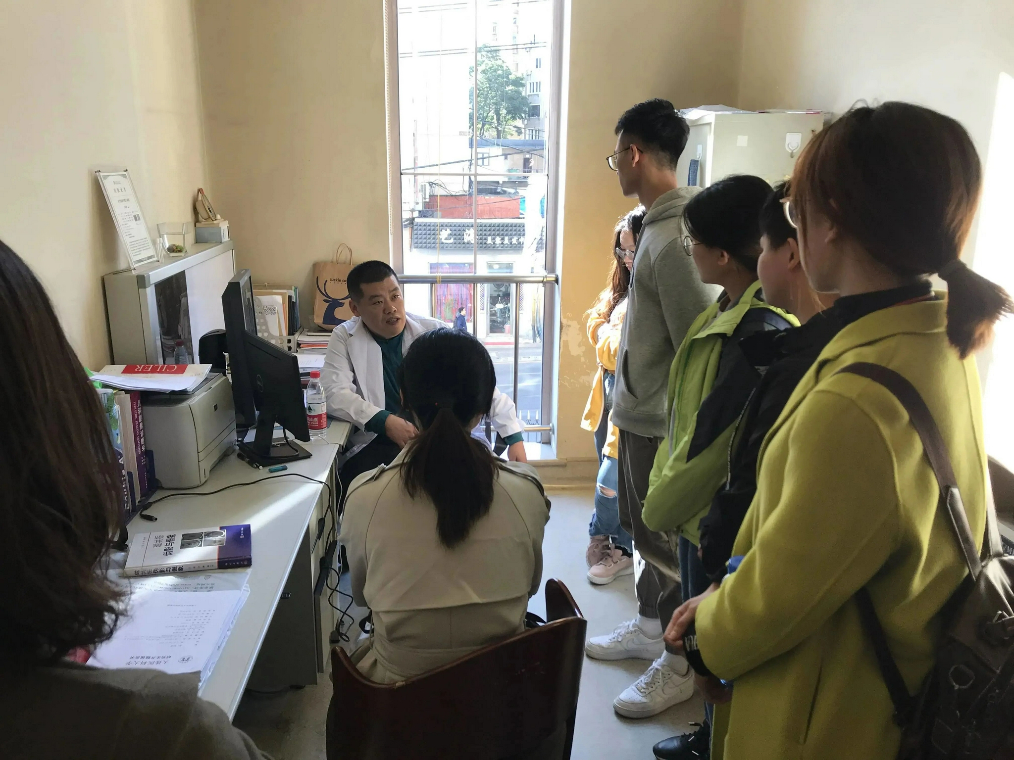 大连一医院副院长殉职,最后一条朋友圈泪目休闲区蓝鸢梦想 - Www.slyday.coM 大连一医院副院长殉职,最后一条朋友圈泪目休闲区蓝鸢梦想 - Www.slyday.coM