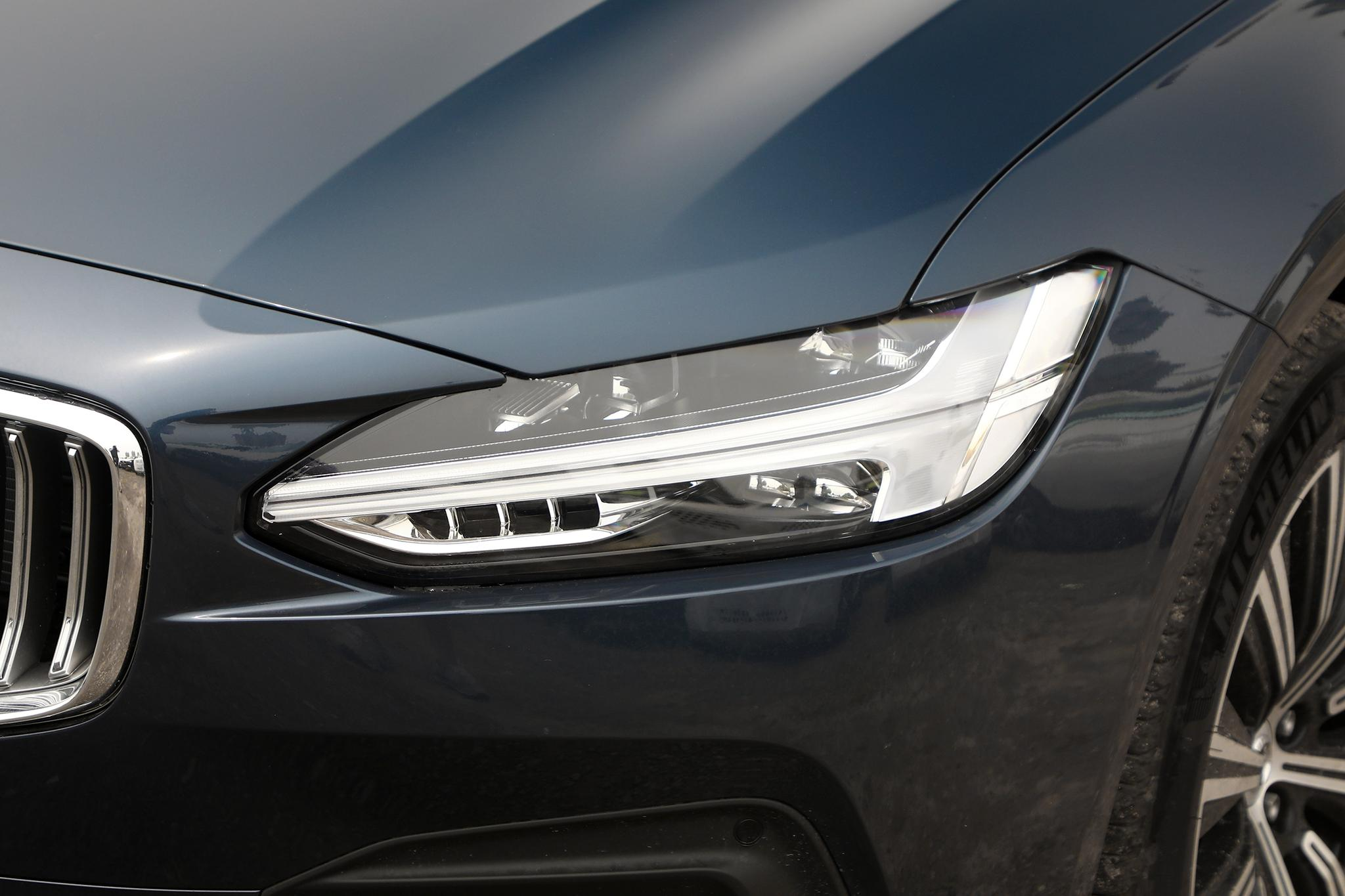 预算40万买豪华C级车,凯迪拉克CT6与沃尔沃S90,你选谁?