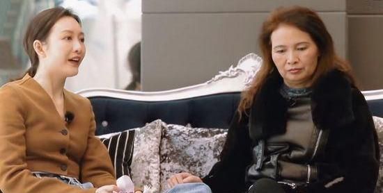 多年努力,只为了得到母亲的认可,38岁爆红的她比所有人都孤独休闲区蓝鸢梦想 - Www.slyday.coM 多年努力,只为了得到母亲的认可,38岁爆红的她比所有人都孤独休闲区蓝鸢梦想 - Www.slyday.coM