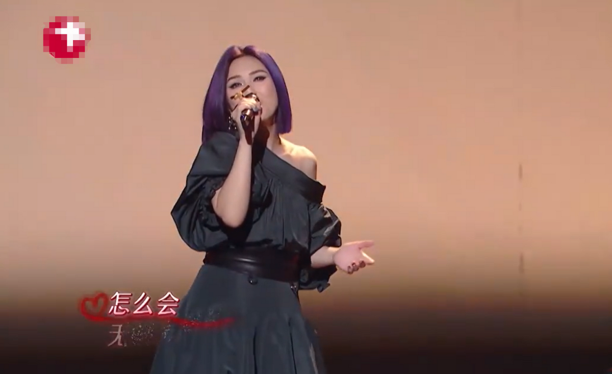 港媒爆杨千嬅全家移居上海!9岁儿子入读顶级学校,学费28万一年休闲区蓝鸢梦想 - Www.slyday.coM 港媒爆杨千嬅全家移居上海!9岁儿子入读顶级学校,学费28万一年休闲区蓝鸢梦想 - Www.slyday.coM