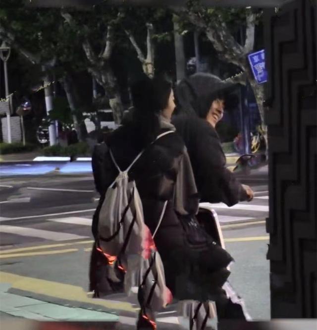 纪凌尘官宣恋情后，女友被扒出是<a href=