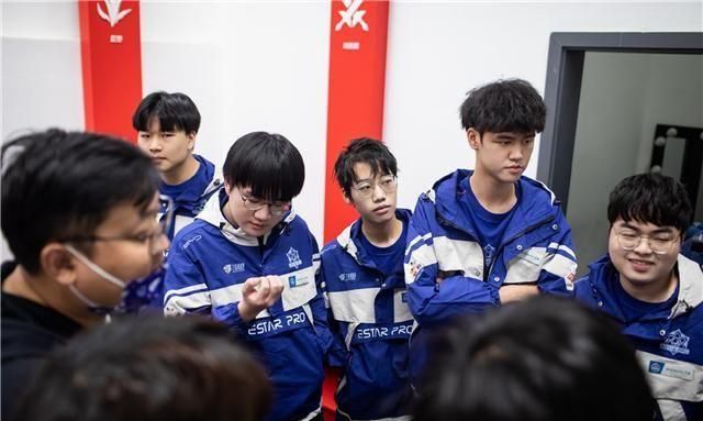 电竞estar想夺冠不容易易峥公开自身缺陷不改掉可能要退役