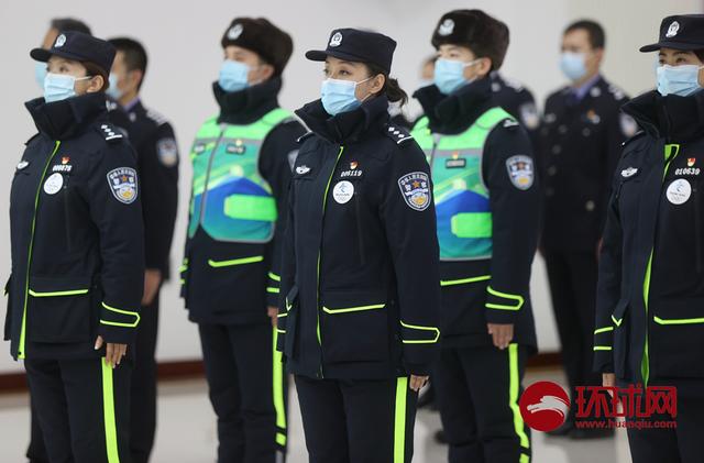 正式发布参加北京冬奥会安保工作的警员们穿这套衣服御寒