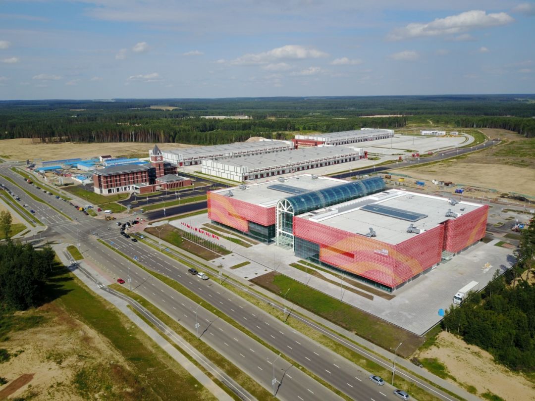 开放与变革|周汉民:"入世"20年 轻舟已过"万重山"休闲区蓝鸢梦想 - Www.slyday.coM 开放与变革|周汉民:"入世"20年 轻舟已过"万重山"休闲区蓝鸢梦想 - Www.slyday.coM