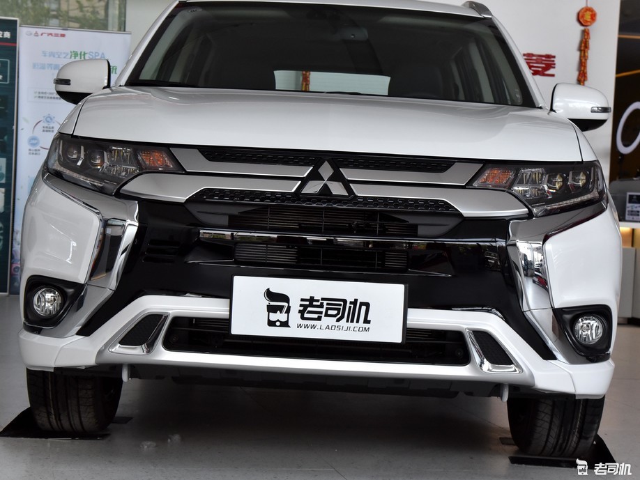 20万级日系SUV对决,欧蓝德 VS 马自达CX-5