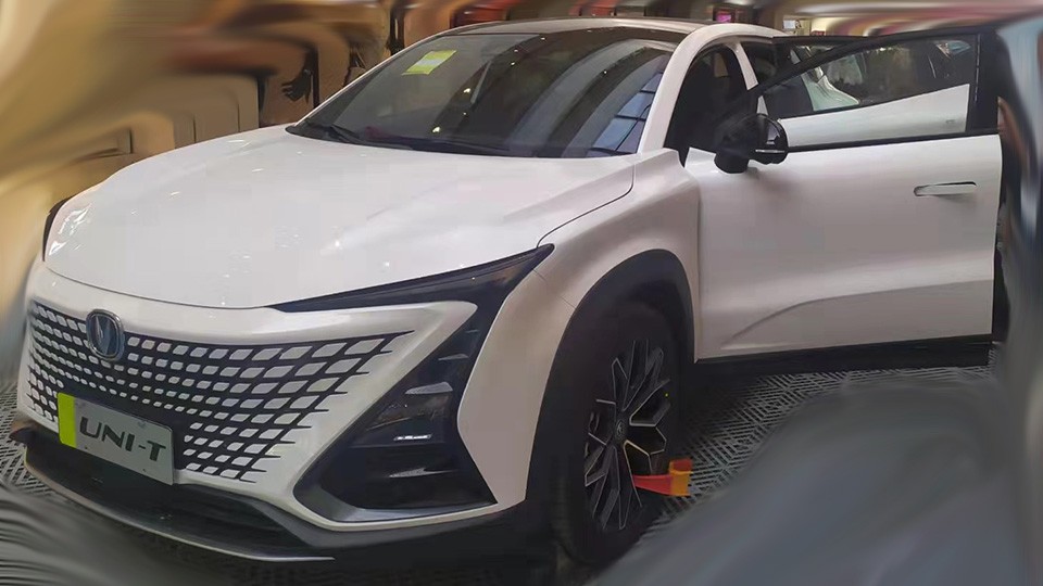 长安UNI-T:上市17个月0优惠 到底卖给了谁