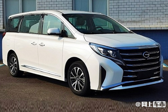 广汽传祺新款M8实拍，换搭1.8T，油耗会降低， 是不是还能便宜？