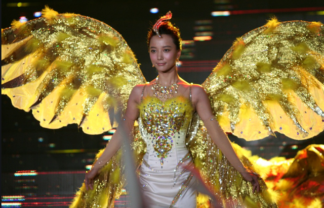 《红娘子》原班人马重聚！史可站C位气场强，杨昆杨志刚亲密搭肩