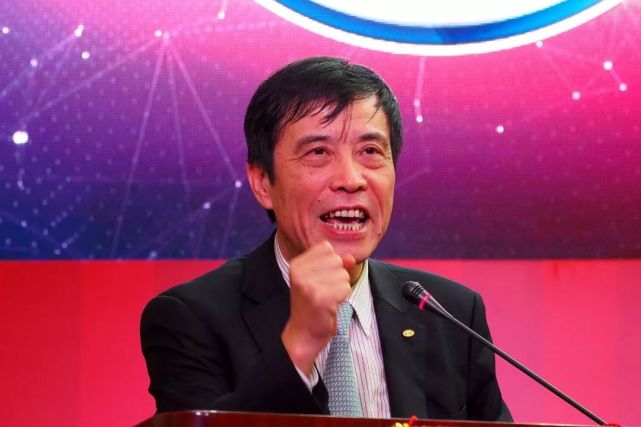 国足再遭打击!归化球员或全部退出,越南媒体:国足已经陷入恐慌