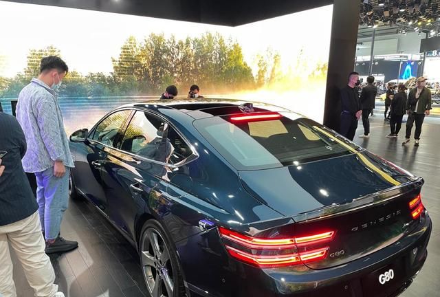 真的是韩系车天花板吗?颜值即正义,实拍解析捷尼赛思G80休闲区蓝鸢梦想 - Www.slyday.coM 真的是韩系车天花板吗?颜值即正义,实拍解析捷尼赛思G80休闲区蓝鸢梦想 - Www.slyday.coM