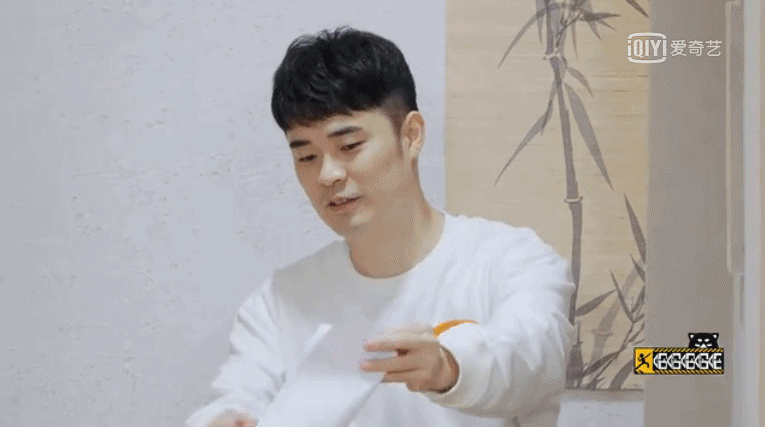 难以置信（邓超综艺咖）邓超综艺 哈哈哈哈，邓超厨艺展示“翻车”，甩锅道具却遭到陈赫“灵魂发问”？，(图4)