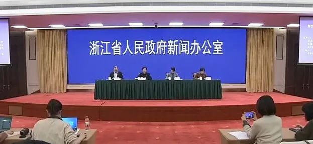 浙江本轮疫情累计报告确诊病例37例!截至12月10日15时,全国52个疫情中高风险地区汇总名单休闲区蓝鸢梦想 - Www.slyday.coM 浙江本轮疫情累计报告确诊病例37例!截至12月10日15时,全国52个疫情中高风险地区汇总名单休闲区蓝鸢梦想 - Www.slyday.coM