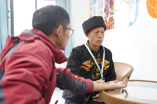 黔东南州首个社区智慧康养中心正式面向社会开放休闲区蓝鸢梦想 - Www.slyday.coM 黔东南州首个社区智慧康养中心正式面向社会开放休闲区蓝鸢梦想 - Www.slyday.coM