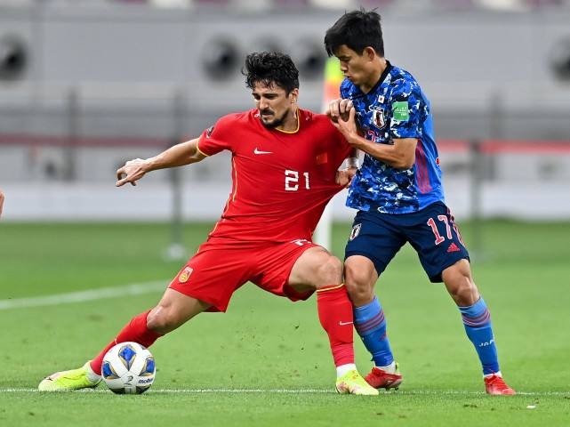 打脸越南队!国足归化球员重磅表态提振人心,球迷没有看错人