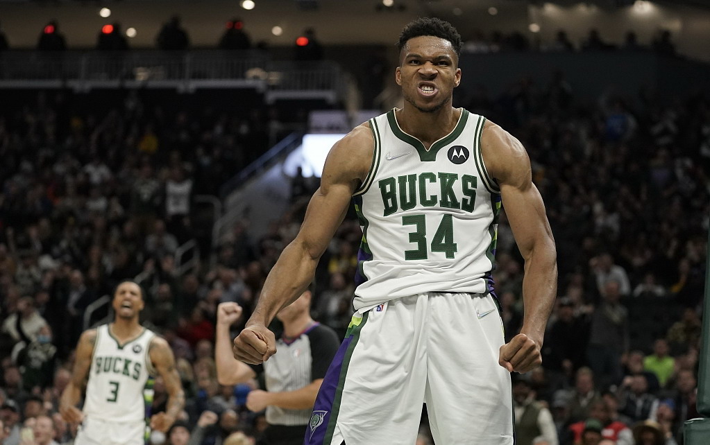 字母哥砍下41分17篮板，雄鹿力挫火箭，终结姚明老东家7连胜！