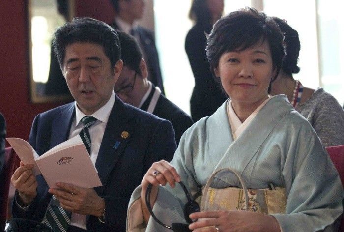安倍晋三的母亲：最没话语权的<a href=