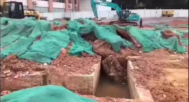 又双叒叕挖到了?中山大学发现疑似古墓,最新进展…休闲区蓝鸢梦想 - Www.slyday.coM 又双叒叕挖到了?中山大学发现疑似古墓,最新进展…休闲区蓝鸢梦想 - Www.slyday.coM