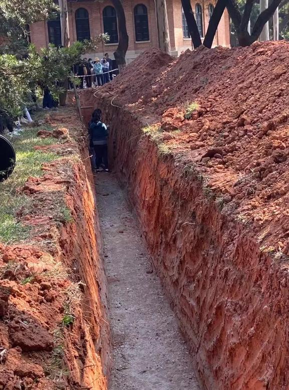 又双叒叕挖到了?中山大学发现疑似古墓,最新进展…休闲区蓝鸢梦想 - Www.slyday.coM 又双叒叕挖到了?中山大学发现疑似古墓,最新进展…休闲区蓝鸢梦想 - Www.slyday.coM