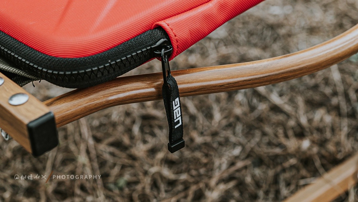 给华为Mate40Pro的抗摔“铁甲衣”,上手能砸核桃的UAG手机壳休闲区蓝鸢梦想 - Www.slyday.coM 给华为Mate40Pro的抗摔“铁甲衣”,上手能砸核桃的UAG手机壳休闲区蓝鸢梦想 - Www.slyday.coM