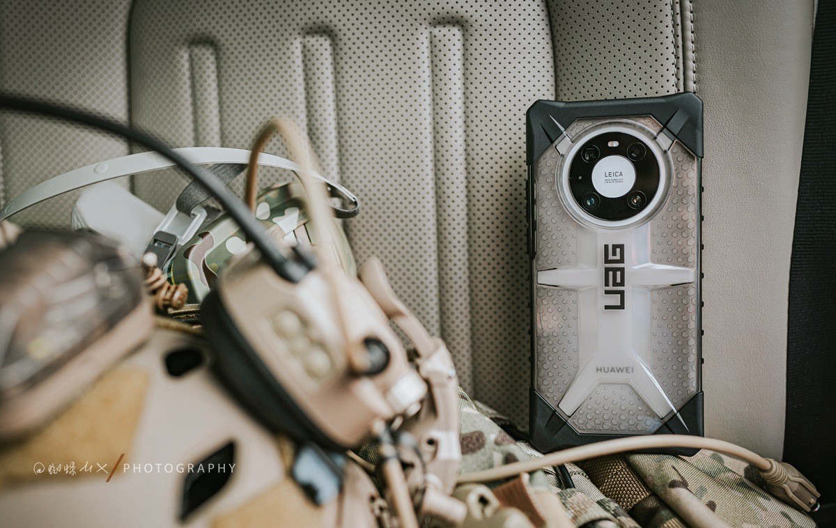 给华为Mate40Pro的抗摔“铁甲衣”,上手能砸核桃的UAG手机壳休闲区蓝鸢梦想 - Www.slyday.coM 给华为Mate40Pro的抗摔“铁甲衣”,上手能砸核桃的UAG手机壳休闲区蓝鸢梦想 - Www.slyday.coM