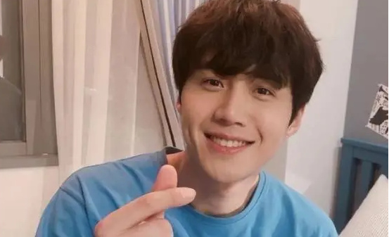 金宣虎没受绯闻影响，当选<a href=