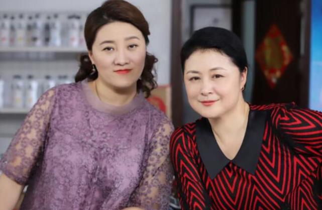 网友再度调侃谢大脚离世事件！王云的扮演者葛子萌直接爆粗口了