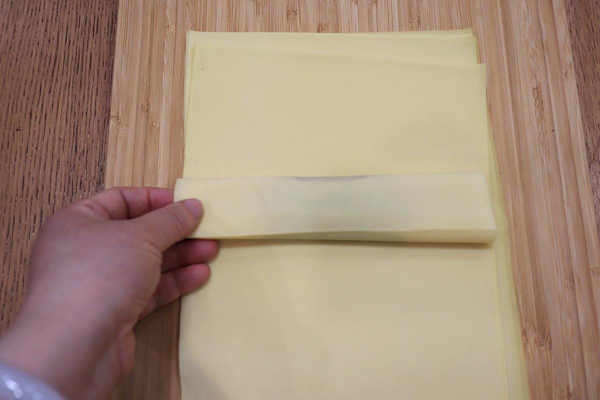 冬天的“花心”萝卜这么做，水灵软嫩多汁，放9个千张肉包真带劲