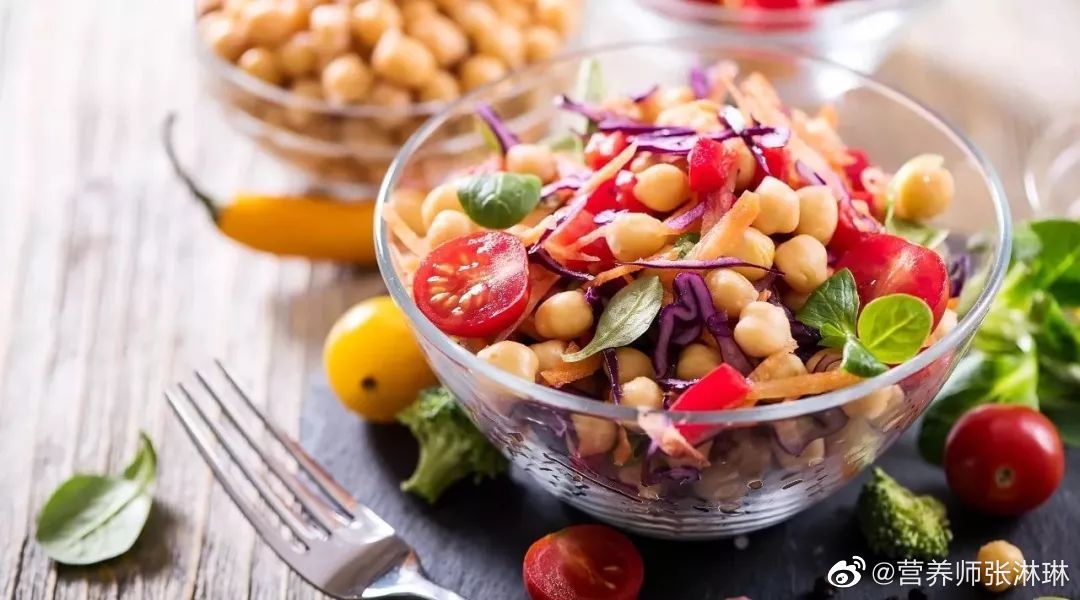 科学研究表明:吃素的动物智商更高,为什么人类还要吃...