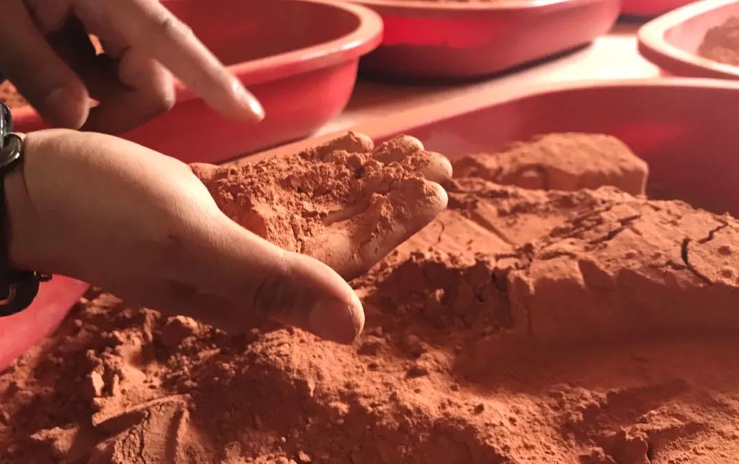 风靡中国数百年的茶具,还是清代名家之作?也太适合过年送人了!休闲区蓝鸢梦想 - Www.slyday.coM 风靡中国数百年的茶具,还是清代名家之作?也太适合过年送人了!休闲区蓝鸢梦想 - Www.slyday.coM