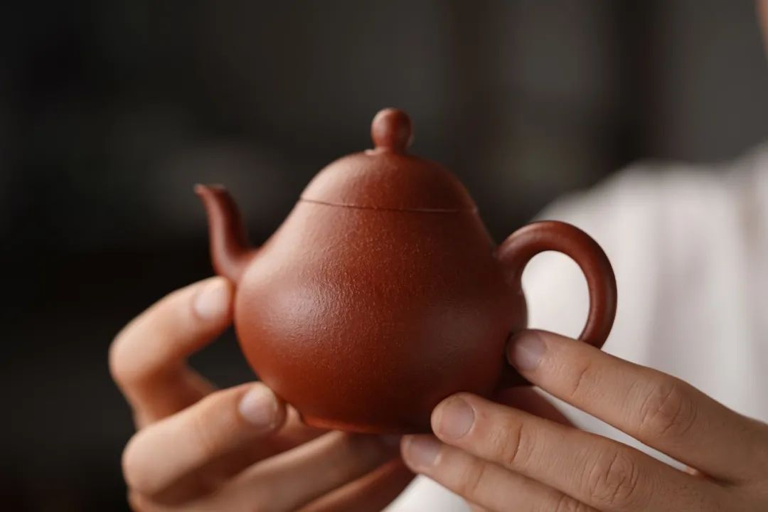 风靡中国数百年的茶具,还是清代名家之作?也太适合过年送人了!休闲区蓝鸢梦想 - Www.slyday.coM 风靡中国数百年的茶具,还是清代名家之作?也太适合过年送人了!休闲区蓝鸢梦想 - Www.slyday.coM