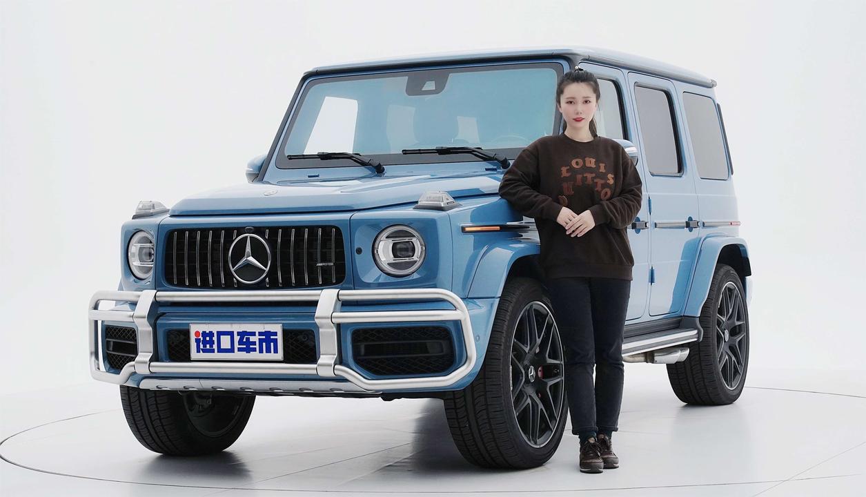 零百加速4.5s，颜值与实力同样重要，实拍奔驰G63瓷器蓝