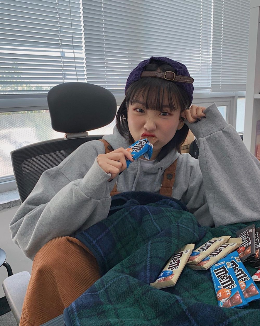 OMG…这两个女人在台上鲨疯了!让你们跳舞,没让你们惹火?休闲区蓝鸢梦想 - Www.slyday.coM OMG…这两个女人在台上鲨疯了!让你们跳舞,没让你们惹火?休闲区蓝鸢梦想 - Www.slyday.coM