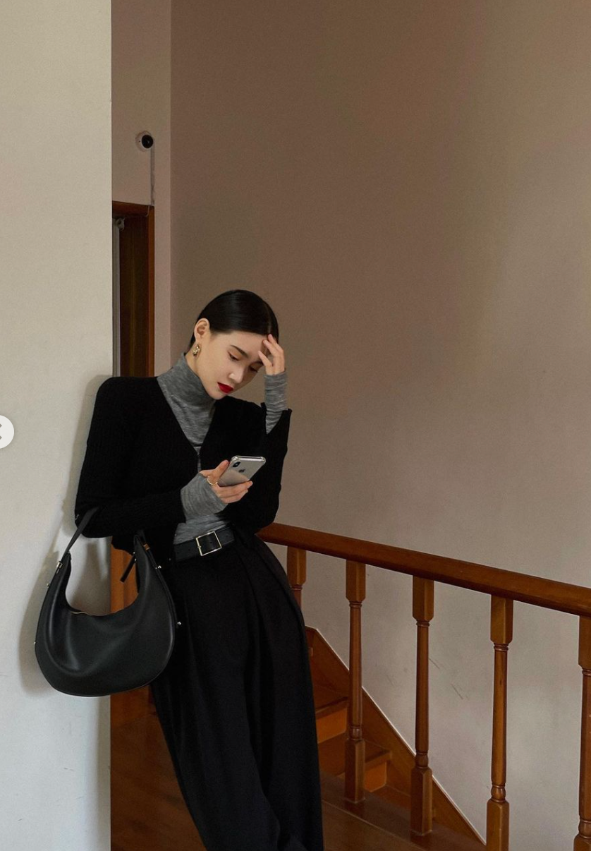 OMG…这两个女人在台上鲨疯了!让你们跳舞,没让你们惹火?休闲区蓝鸢梦想 - Www.slyday.coM OMG…这两个女人在台上鲨疯了!让你们跳舞,没让你们惹火?休闲区蓝鸢梦想 - Www.slyday.coM