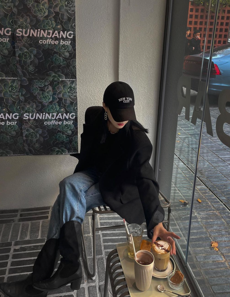 OMG…这两个女人在台上鲨疯了!让你们跳舞,没让你们惹火?休闲区蓝鸢梦想 - Www.slyday.coM OMG…这两个女人在台上鲨疯了!让你们跳舞,没让你们惹火?休闲区蓝鸢梦想 - Www.slyday.coM