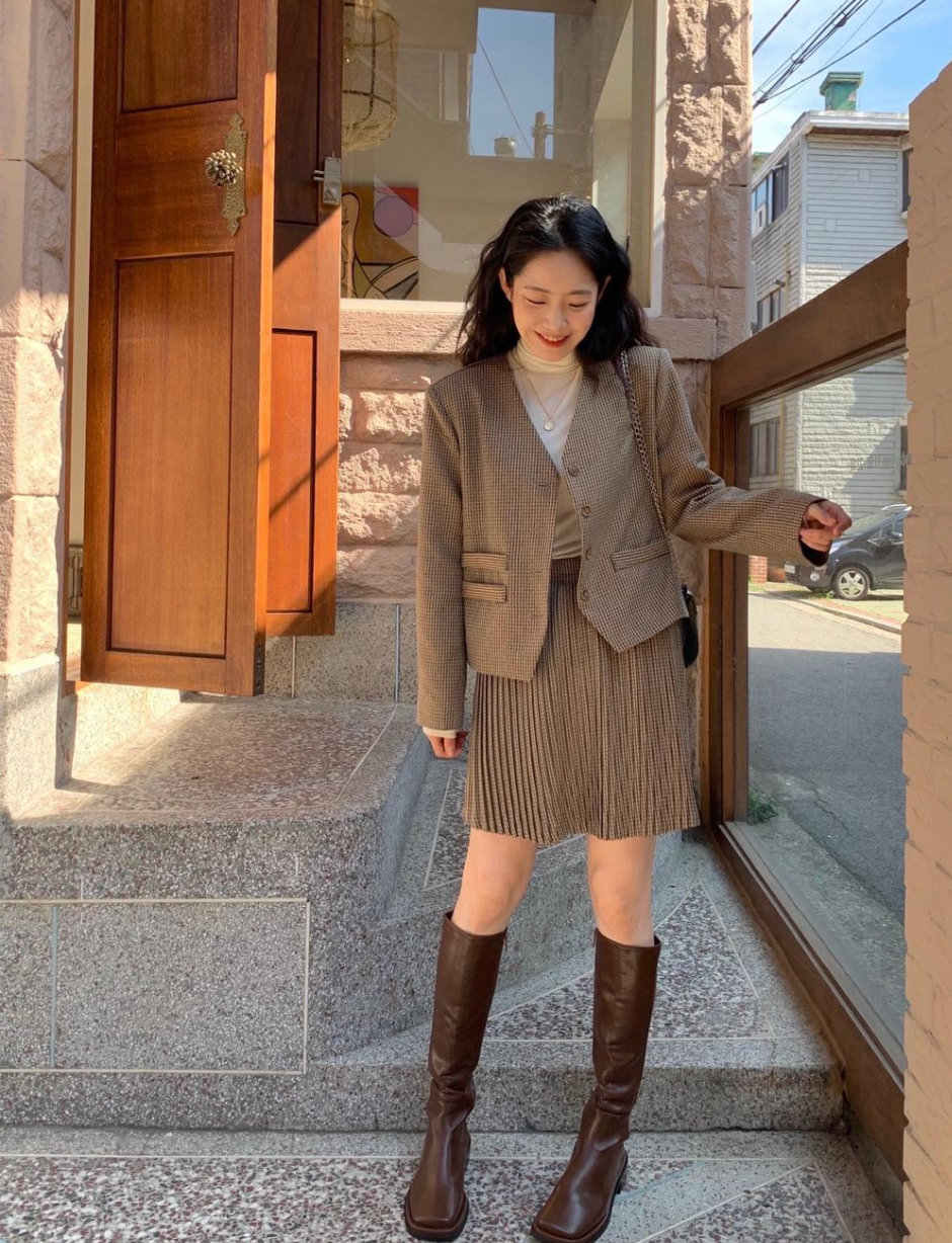 OMG…这两个女人在台上鲨疯了!让你们跳舞,没让你们惹火?休闲区蓝鸢梦想 - Www.slyday.coM OMG…这两个女人在台上鲨疯了!让你们跳舞,没让你们惹火?休闲区蓝鸢梦想 - Www.slyday.coM