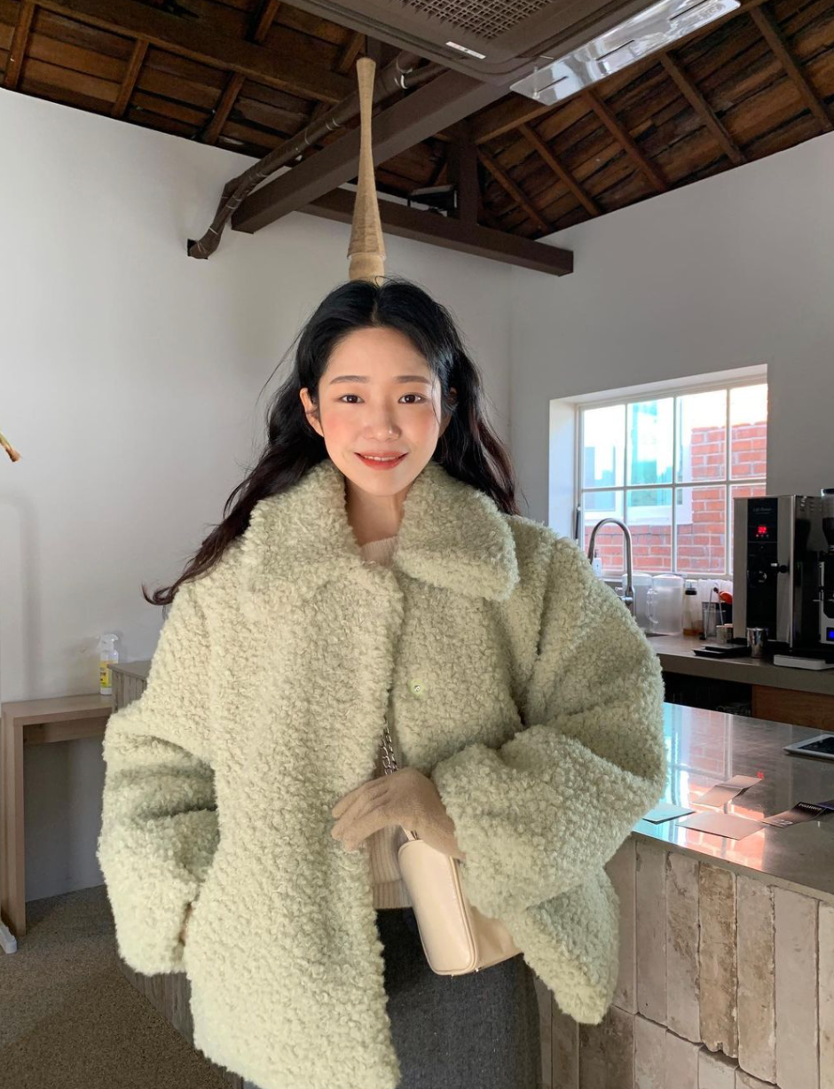 OMG…这两个女人在台上鲨疯了!让你们跳舞,没让你们惹火?休闲区蓝鸢梦想 - Www.slyday.coM OMG…这两个女人在台上鲨疯了!让你们跳舞,没让你们惹火?休闲区蓝鸢梦想 - Www.slyday.coM